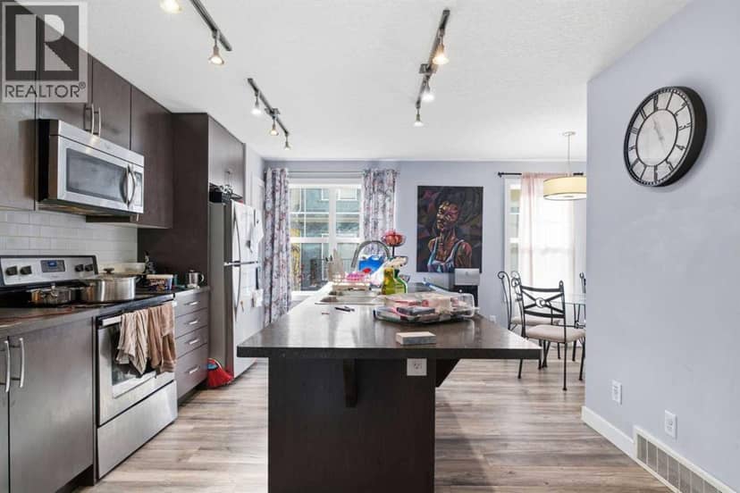 140 Evanscrest Gardens NW — photo 14 of 40