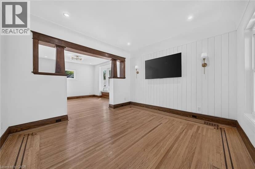 229 PARK Row S, Hamilton, photo 6