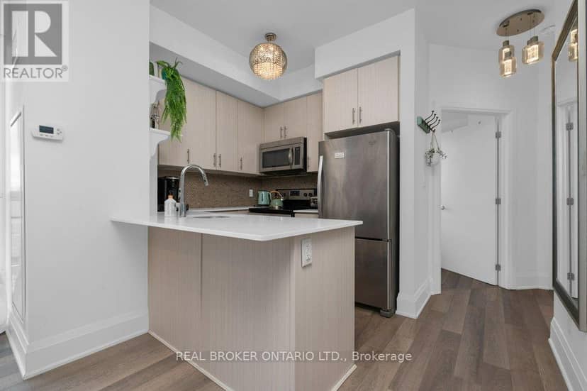 #503 - 111 Worsley Street — photo 17 of 40