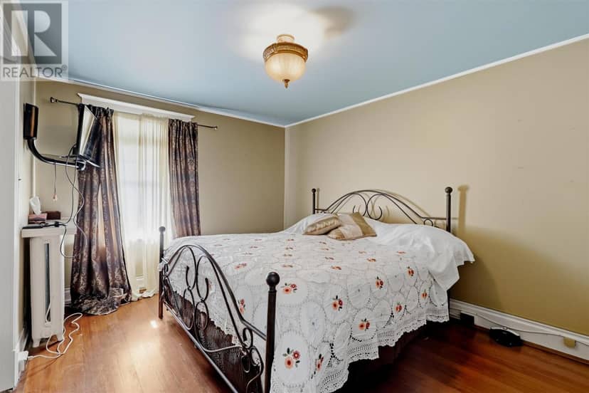 40 Euclid RD — photo 17 of 37
