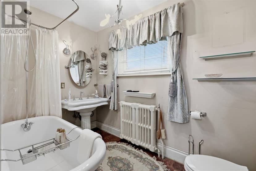 40 Euclid RD — photo 26 of 37