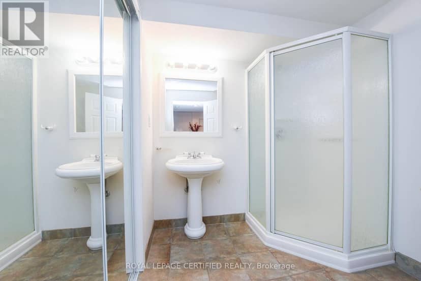 6037 Clover Ridge Crescent — photo 16 of 23