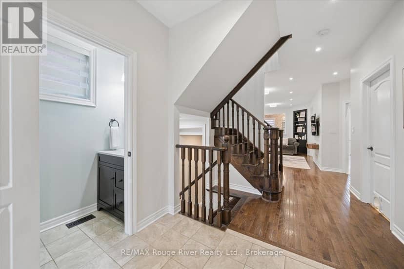 36 Shrewsbury Drive — photo 21 of 40