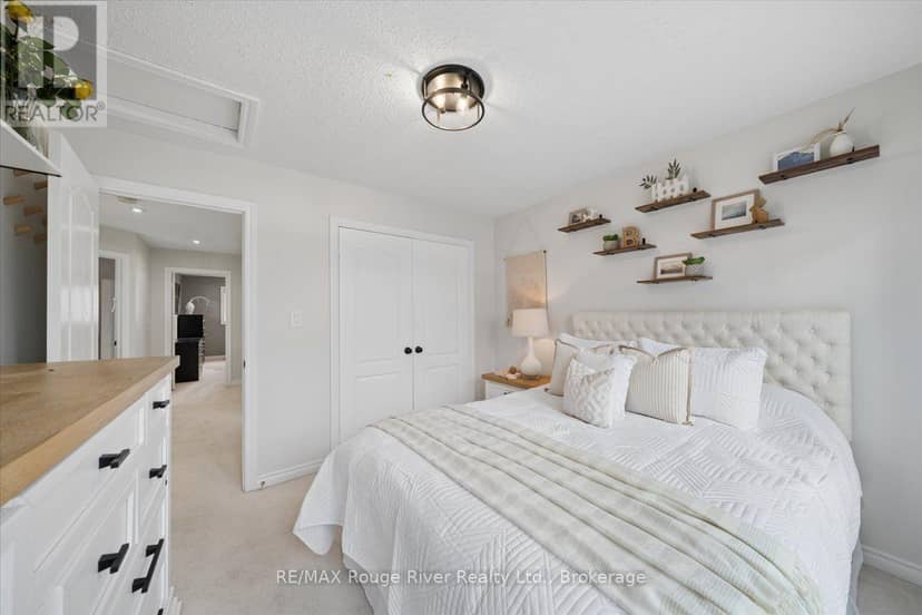 36 Shrewsbury Drive — photo 30 of 40