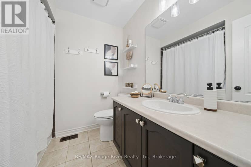 36 Shrewsbury Drive — photo 31 of 40