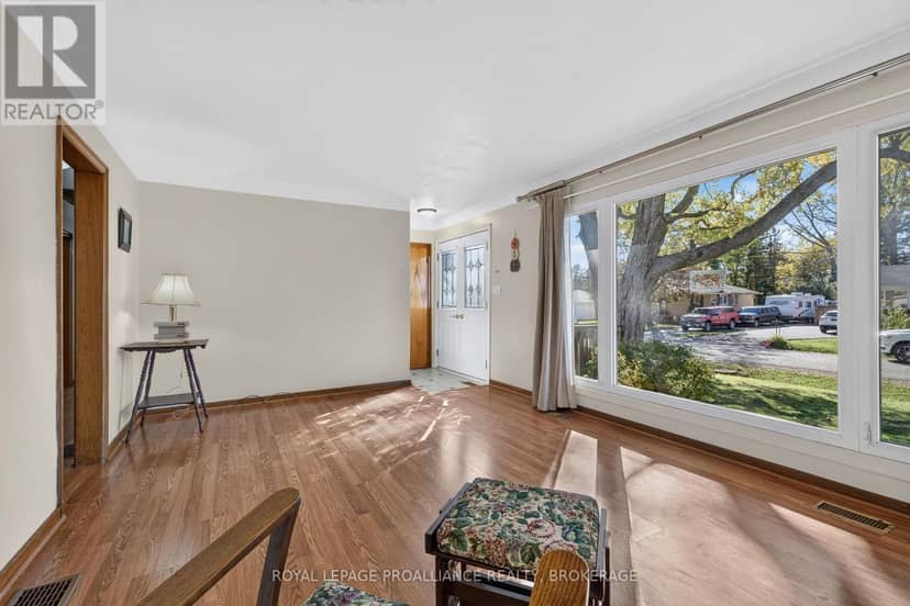 9 Henry Crescent, Loyalist, photo 7