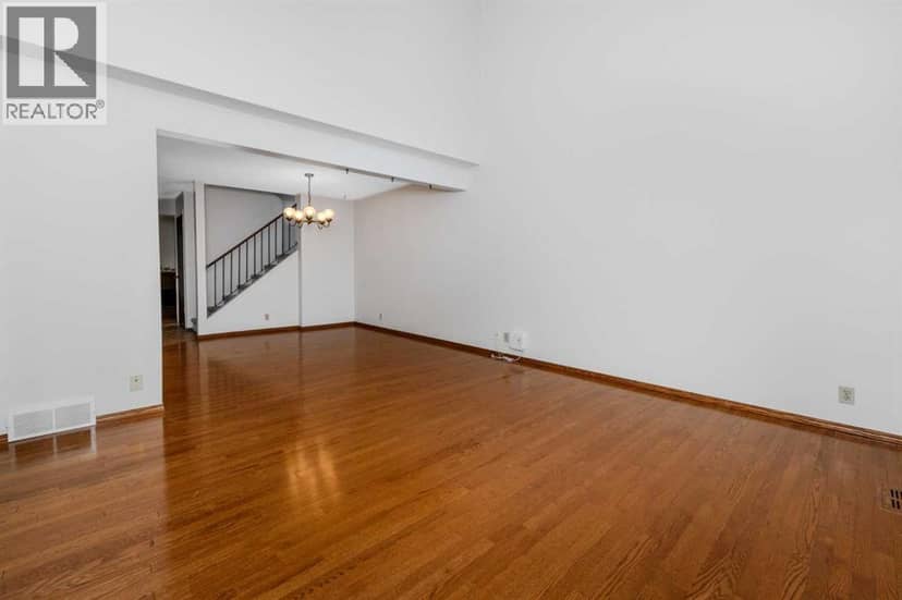 41 Edgeford Way NW, Calgary, photo 4