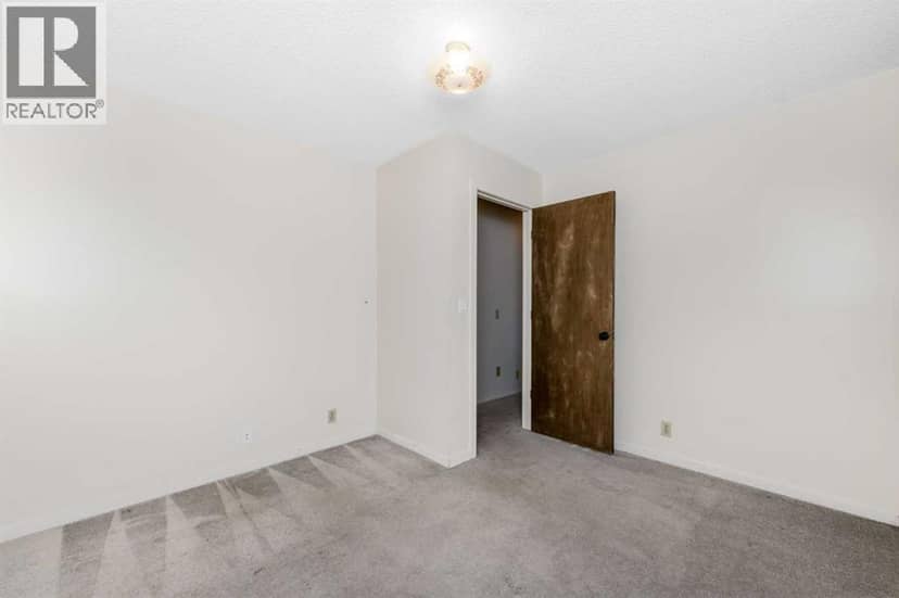 41 Edgeford Way NW — photo 18 of 39