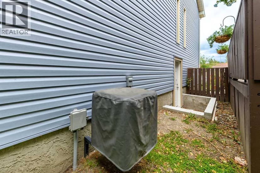 41 Edgeford Way NW — photo 35 of 39