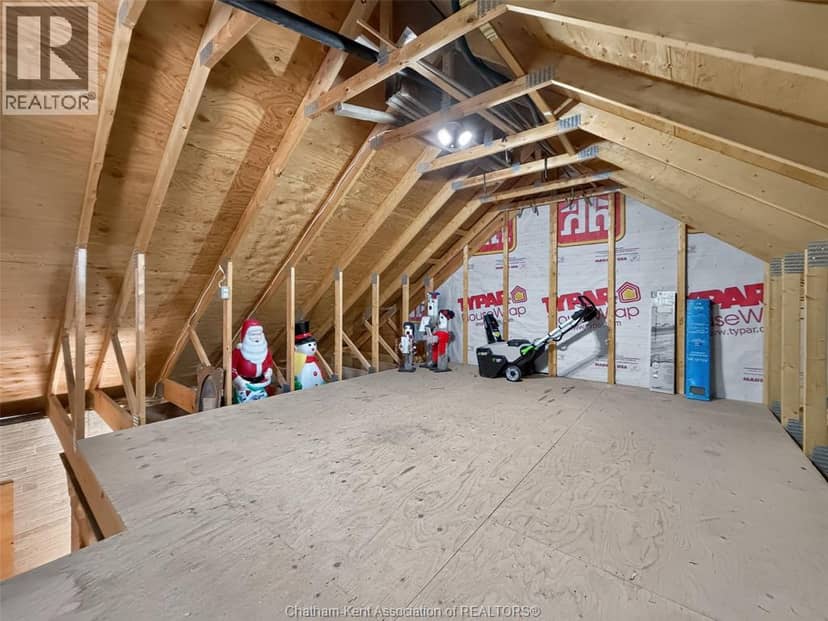 24214 WINTERLINE ROAD West — photo 27 of 40