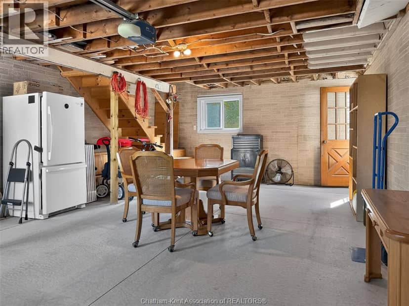 24214 WINTERLINE ROAD West — photo 31 of 40
