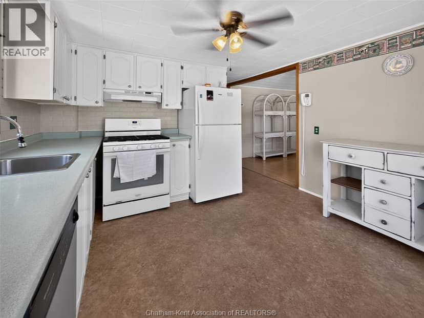 24214 WINTERLINE ROAD West — photo 10 of 40