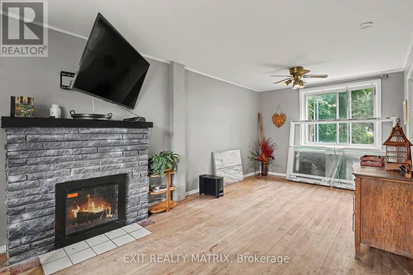 307 West Street, Hawkesbury, photo 4