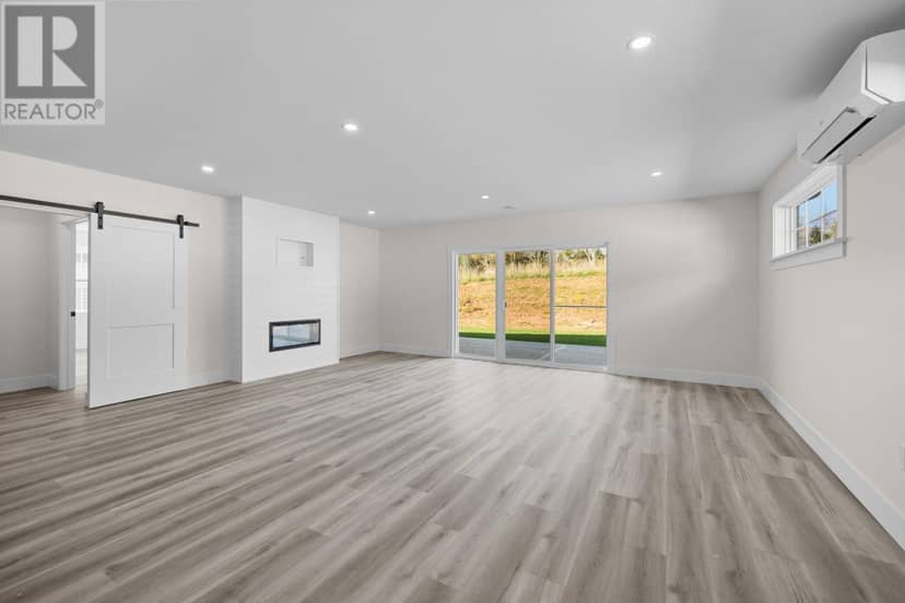 67 Alice Avenue — photo 11 of 33