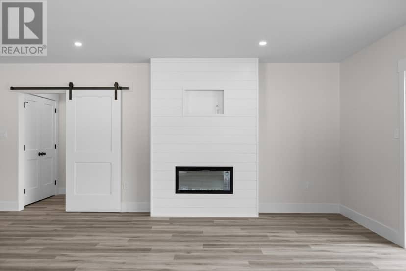 67 Alice Avenue — photo 14 of 33