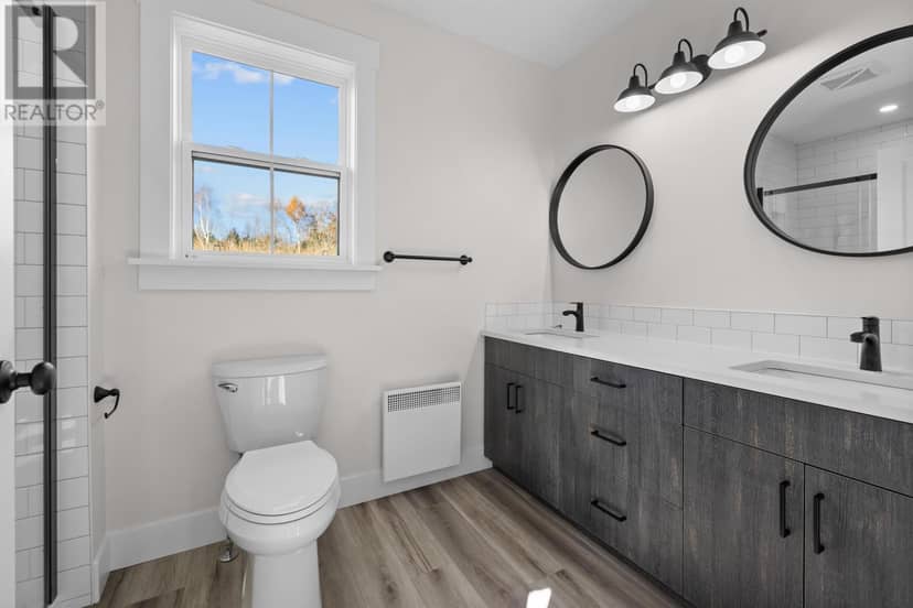67 Alice Avenue — photo 21 of 33
