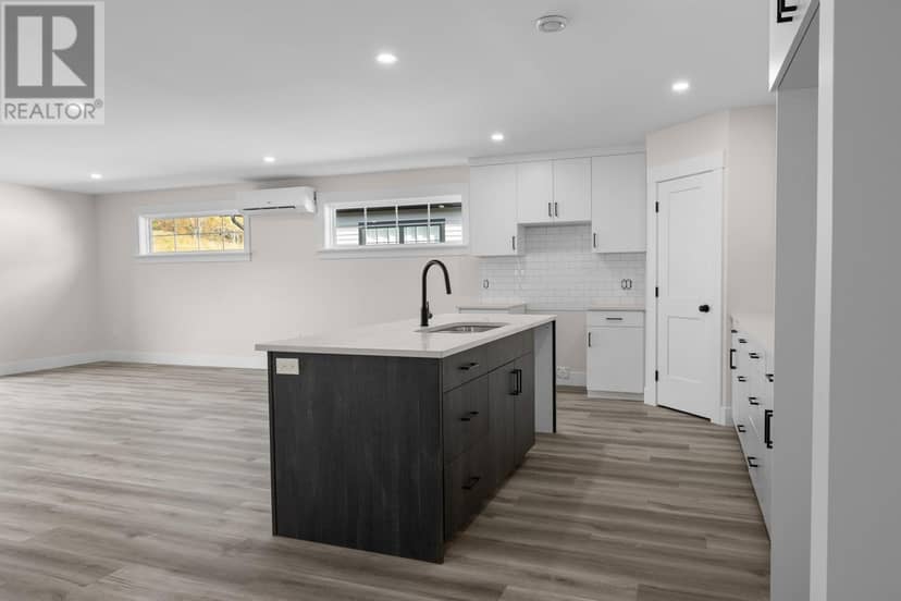67 Alice Avenue — photo 5 of 33