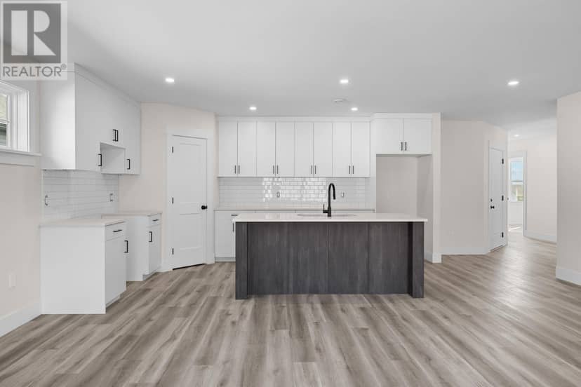 67 Alice Avenue — photo 6 of 33