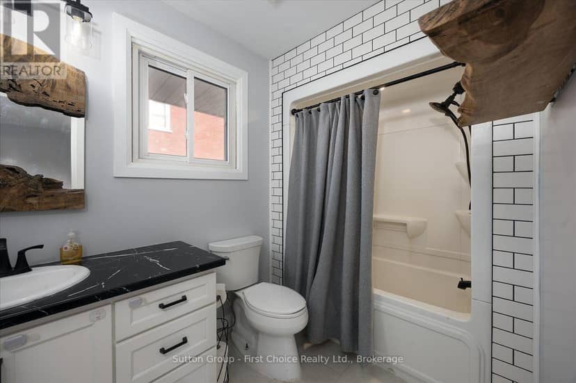 21 Temperance Street — photo 16 of 40