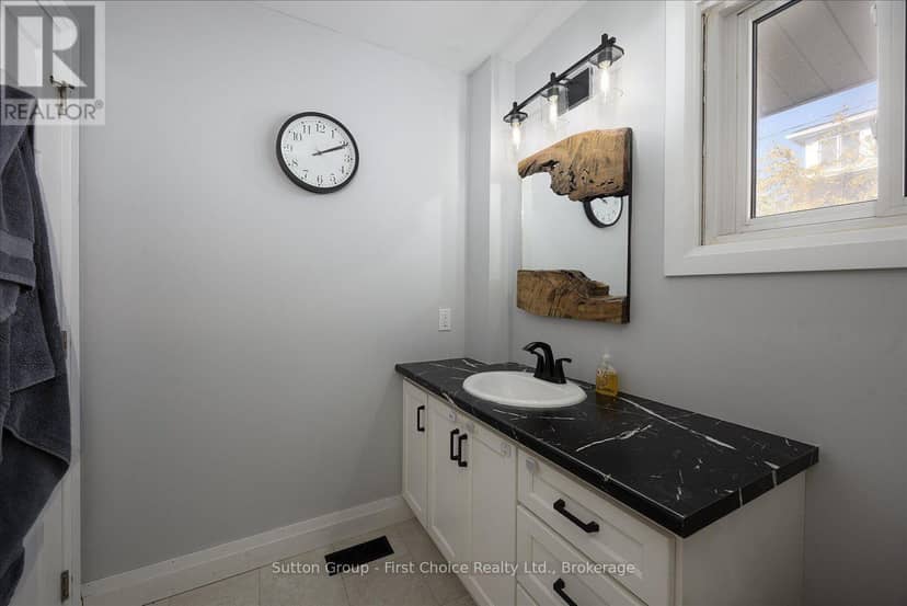 21 Temperance Street — photo 17 of 40