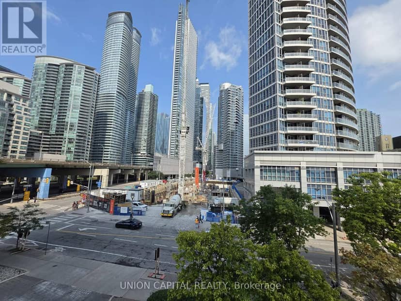 302 - 228 Queens Quay W, Toronto, photo 4