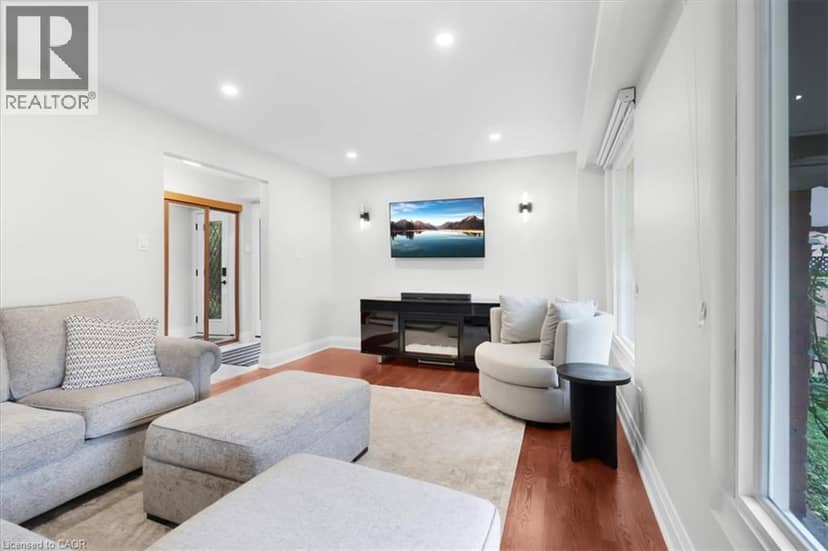 31 BERRISFIELD Crescent, Hamilton, photo 2