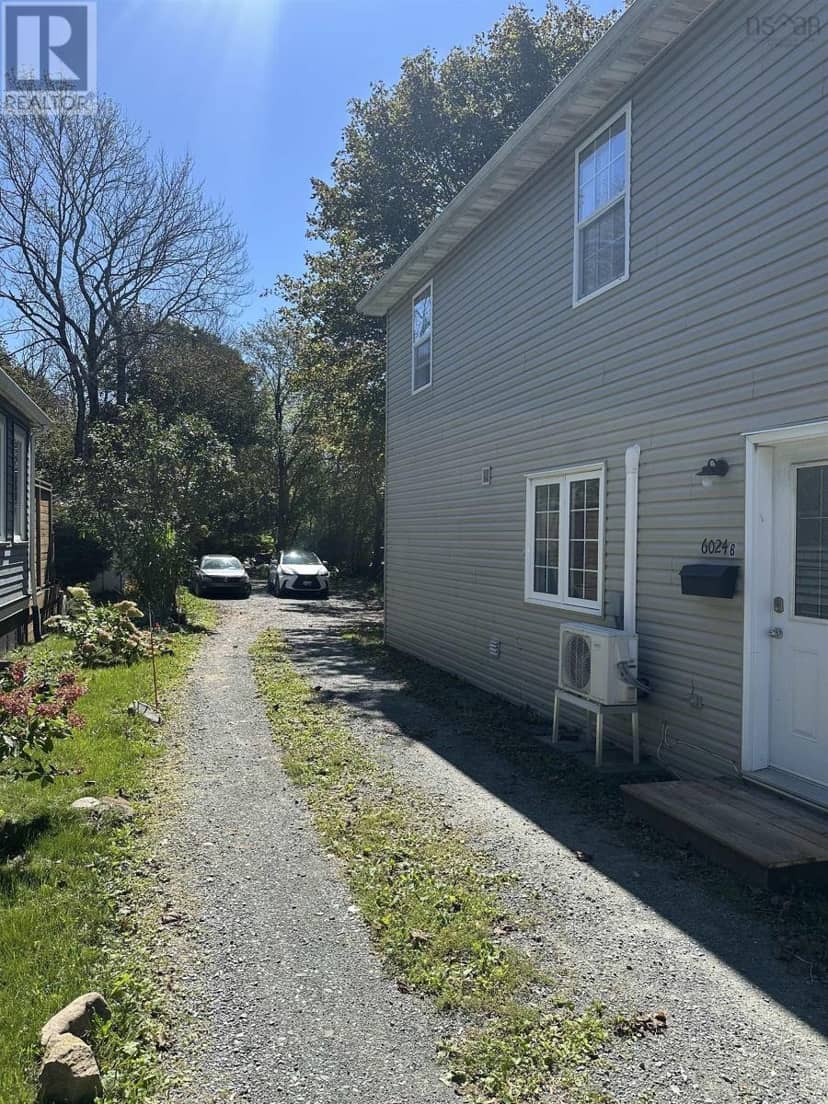 6022/6024 Lady Hammond Road — photo 5 of 40