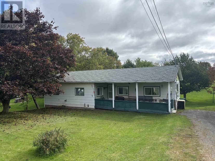 77 Gabriel Road, Falmouth