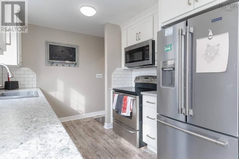 22 Atlantic Street — photo 12 of 40