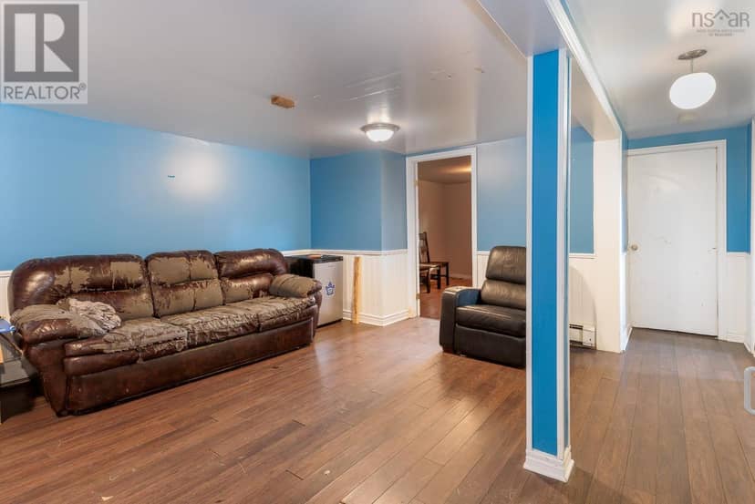 22 Atlantic Street — photo 27 of 40