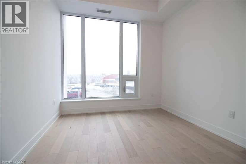 15 WELLINGTON Street S Unit# 103 — photo 37 of 40