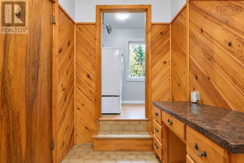 148 Sherbrooke Road — photo 17 of 36