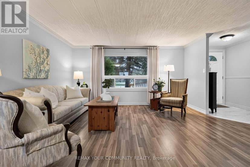165 Roxanna Drive — photo 10 of 39