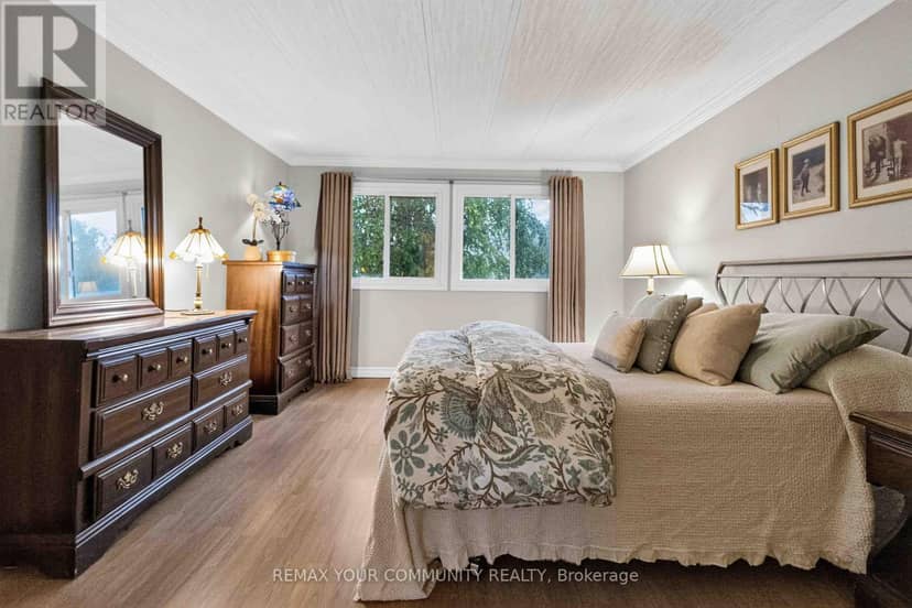 165 Roxanna Drive — photo 23 of 39