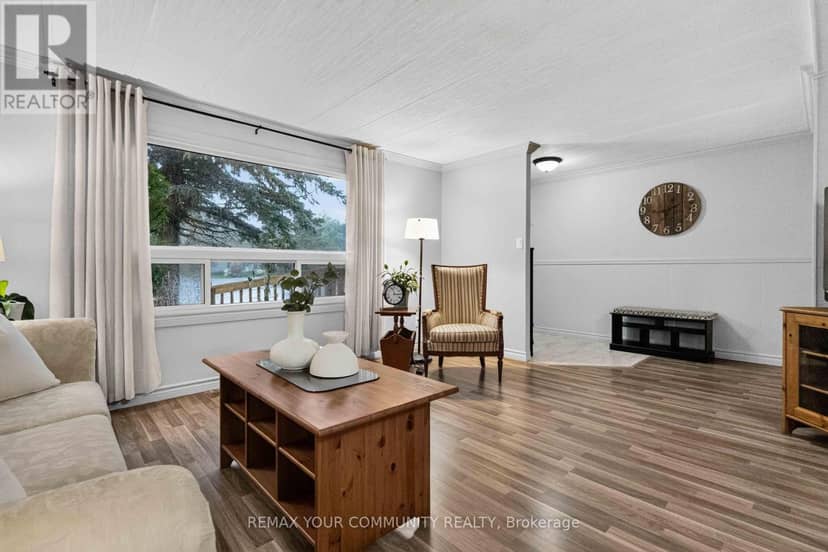 165 Roxanna Drive — photo 9 of 39