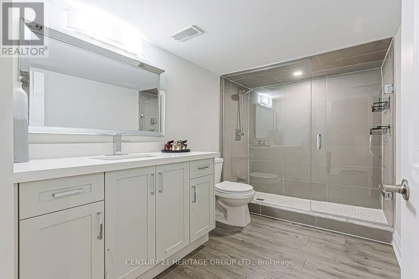 27 Lowther Avenue — photo 36 of 39