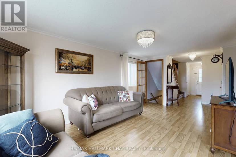 87 Wessenger Drive, Barrie, photo 6