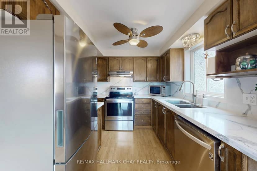 87 Wessenger Drive, Barrie, photo 8