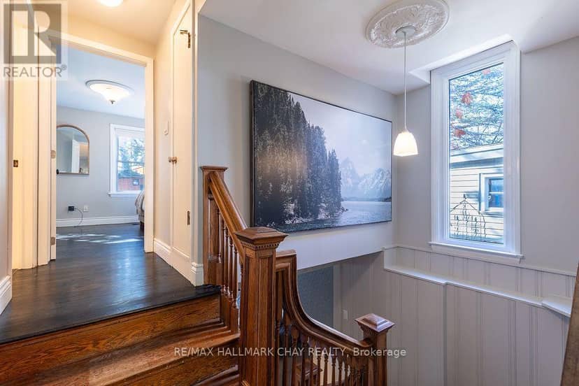 63 Napier Street — photo 13 of 32