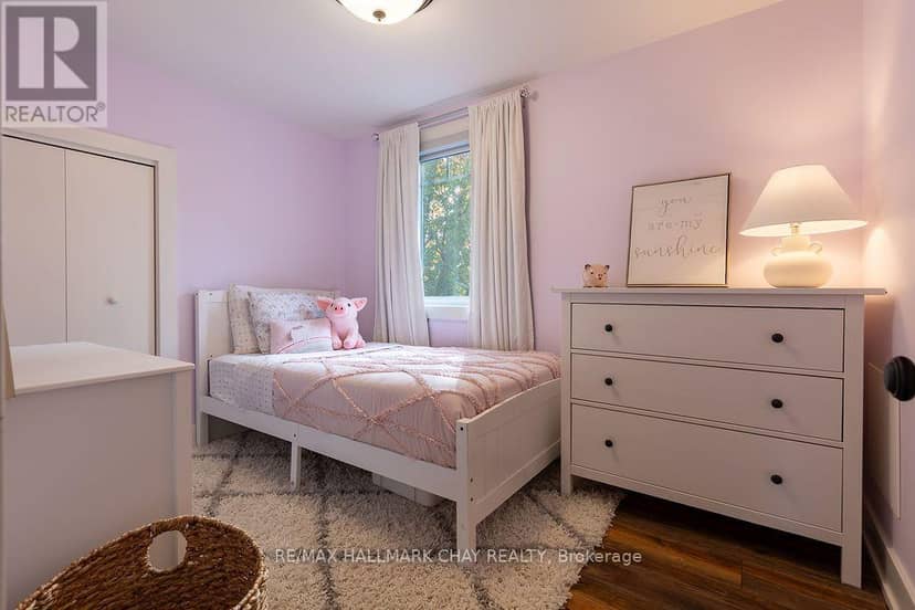 63 Napier Street — photo 18 of 32