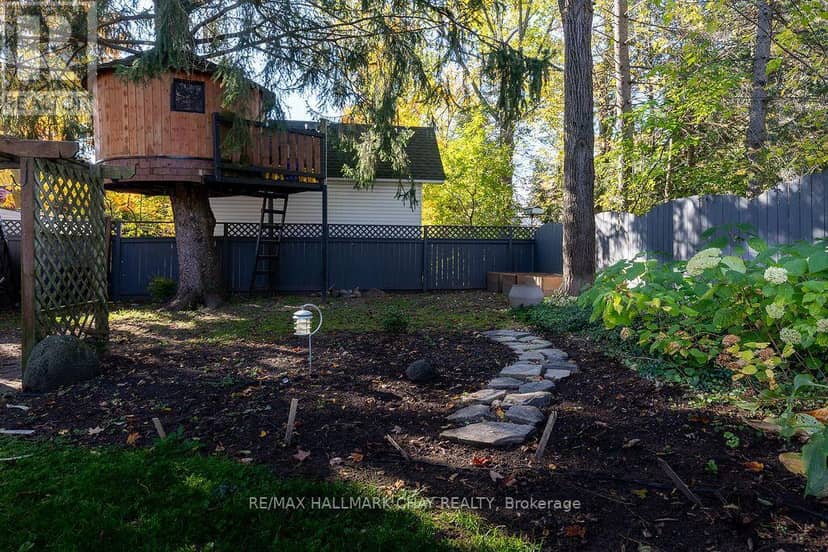 63 Napier Street — photo 26 of 32