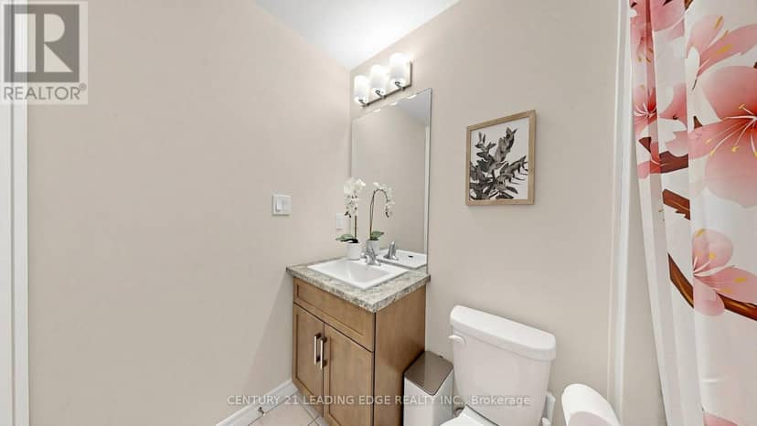 102 - 620 Sauve Street — photo 38 of 40