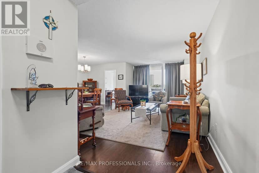 605 - 716 The West Mall Road, Toronto, photo 7