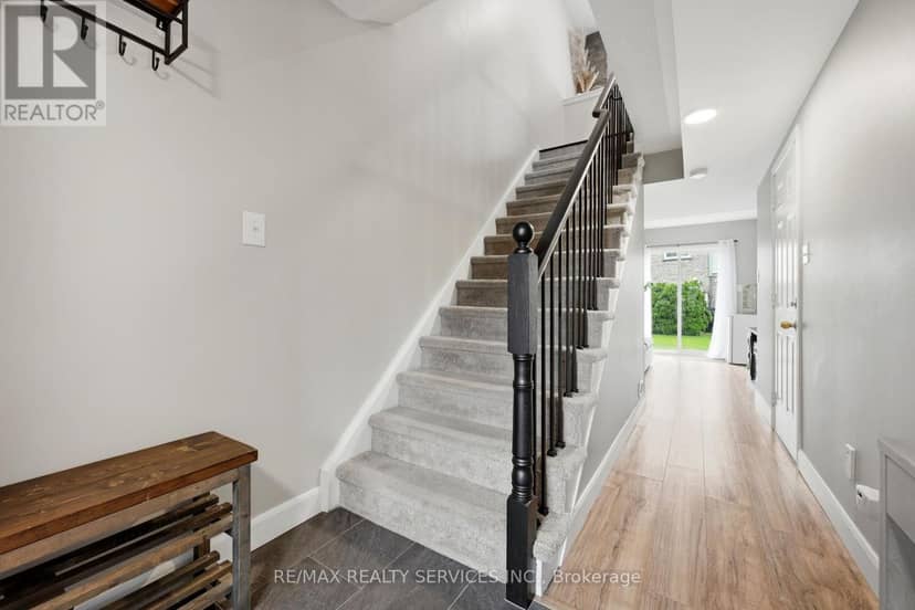 65 - 470 Beach Boulevard, Hamilton, photo 7