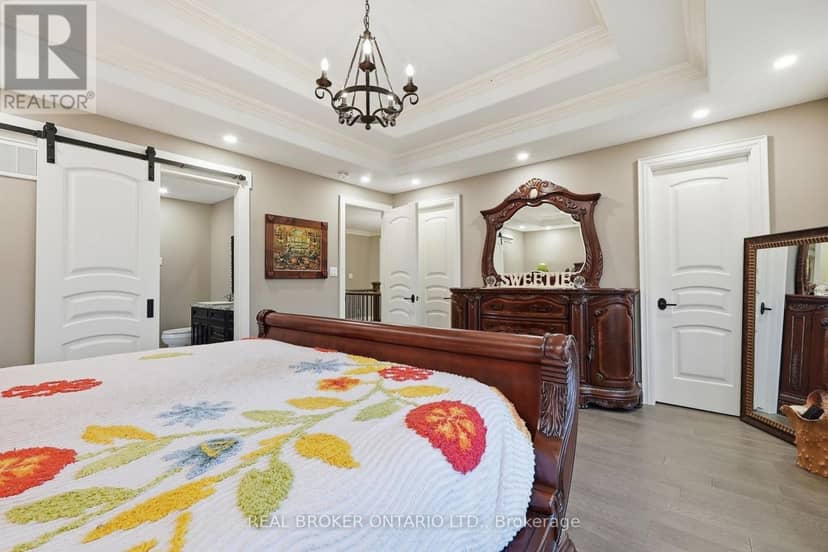 916 Foxbrook Court — photo 21 of 40