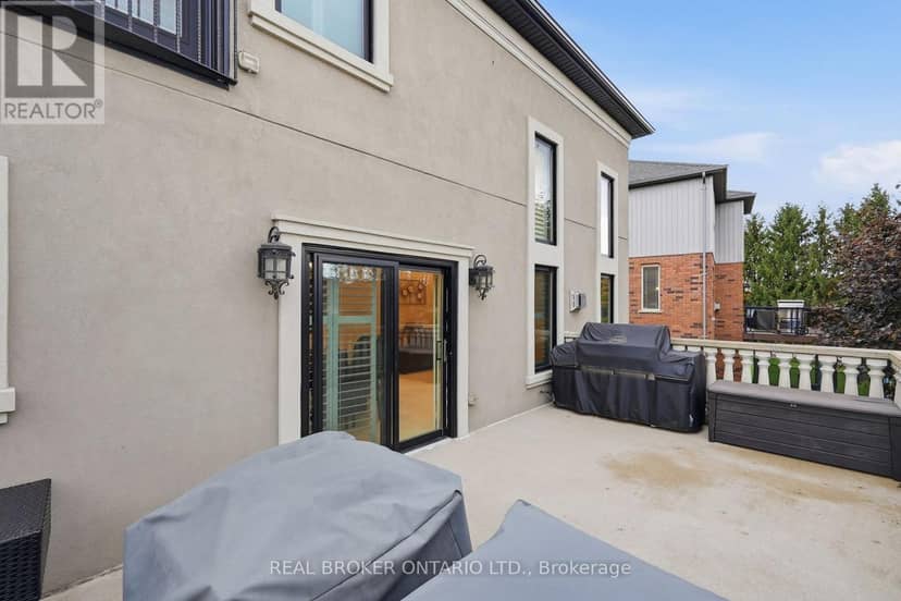 916 Foxbrook Court — photo 35 of 40