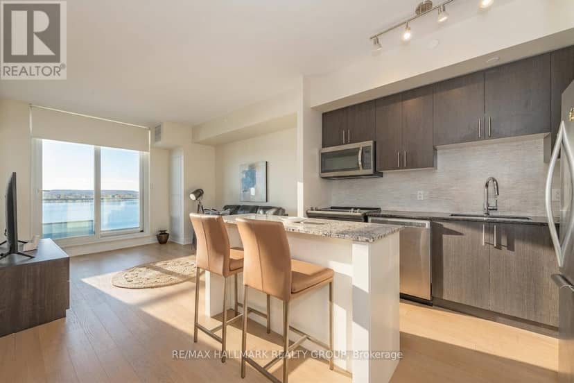 1004 - 485 Richmond Road — photo 13 of 40