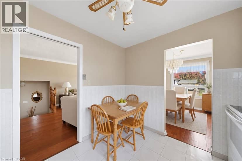 31 BENDINGROAD Crescent — photo 10 of 25