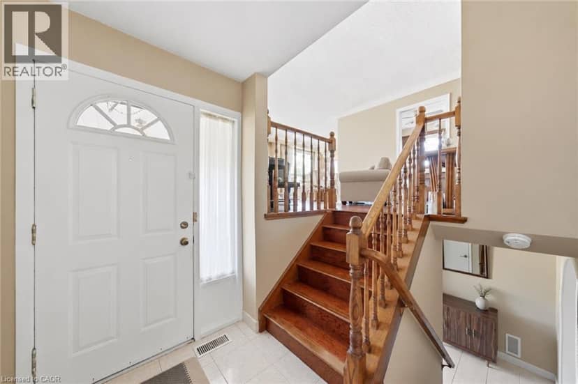 31 BENDINGROAD Crescent, St. Catharines, photo 7