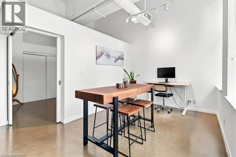 410 KING Street W Unit# 408 — photo 12 of 32